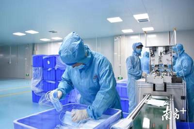 緊急“跨界” 紙尿褲企業(yè)轉(zhuǎn)產(chǎn)口罩，四天產(chǎn)能飆升四十倍